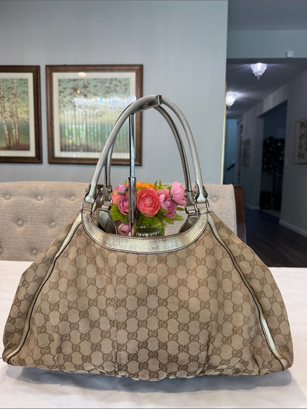 Authentic Gucci Tan GG Monogram Shoulder Bag with Metallic Trim - Picture 3 of 14